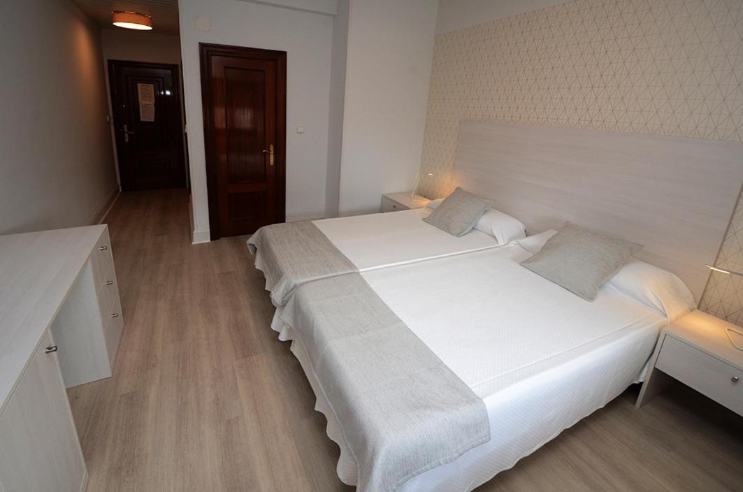 Hostal Vista Alegre Castro Urdiales Ngoại thất bức ảnh