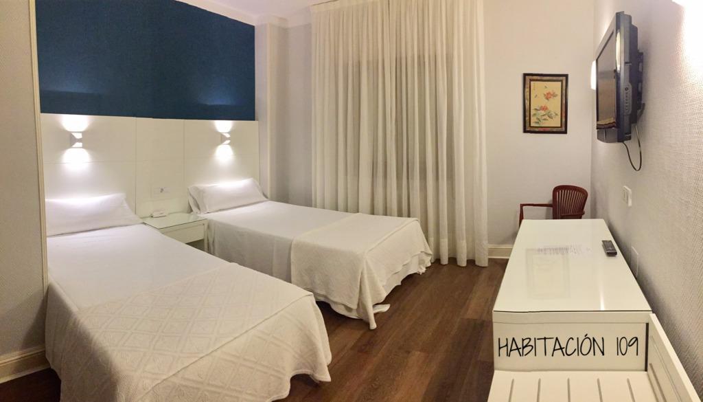 Hostal Vista Alegre Castro Urdiales Ngoại thất bức ảnh