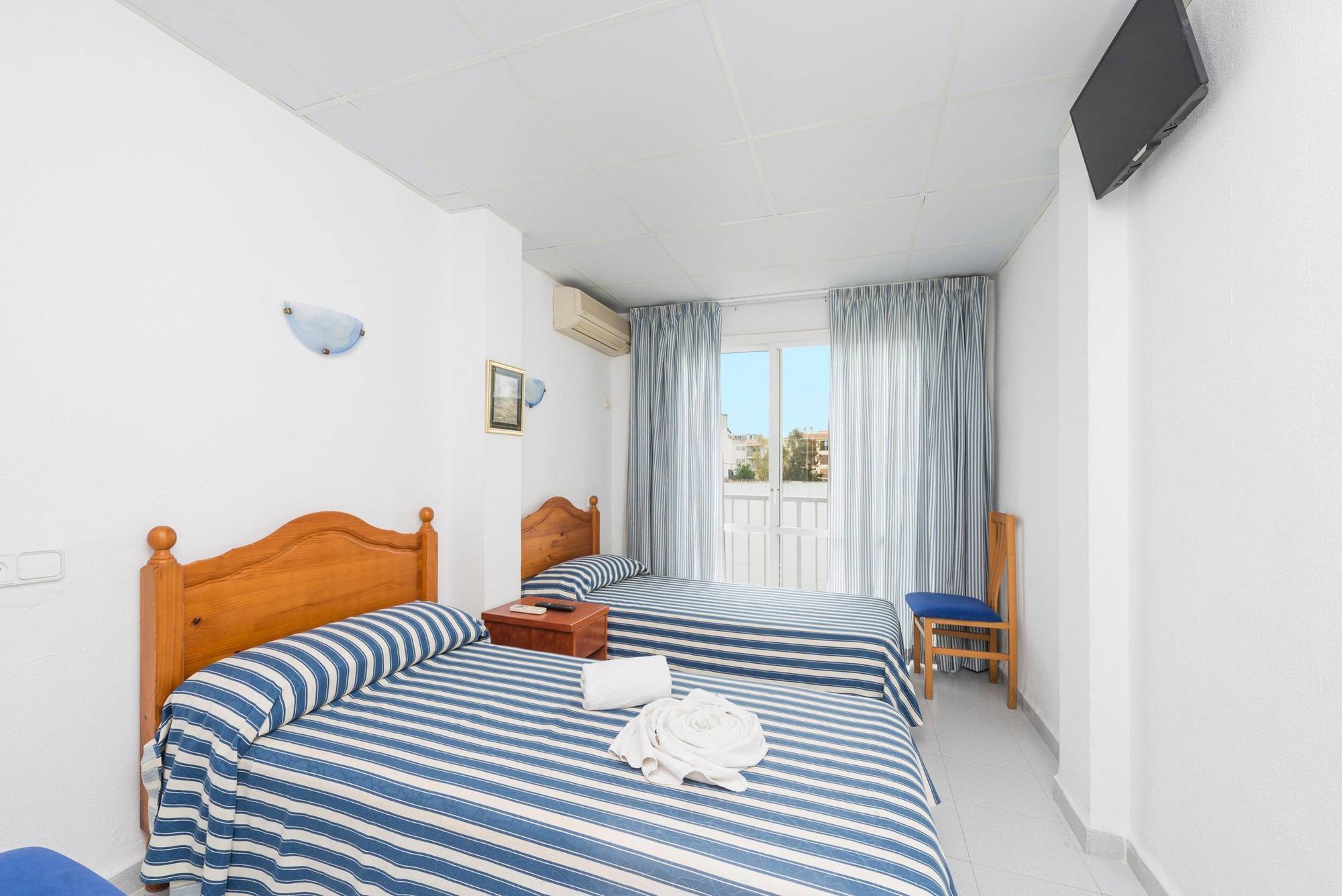 Hostal Vista Alegre Castro Urdiales Ngoại thất bức ảnh